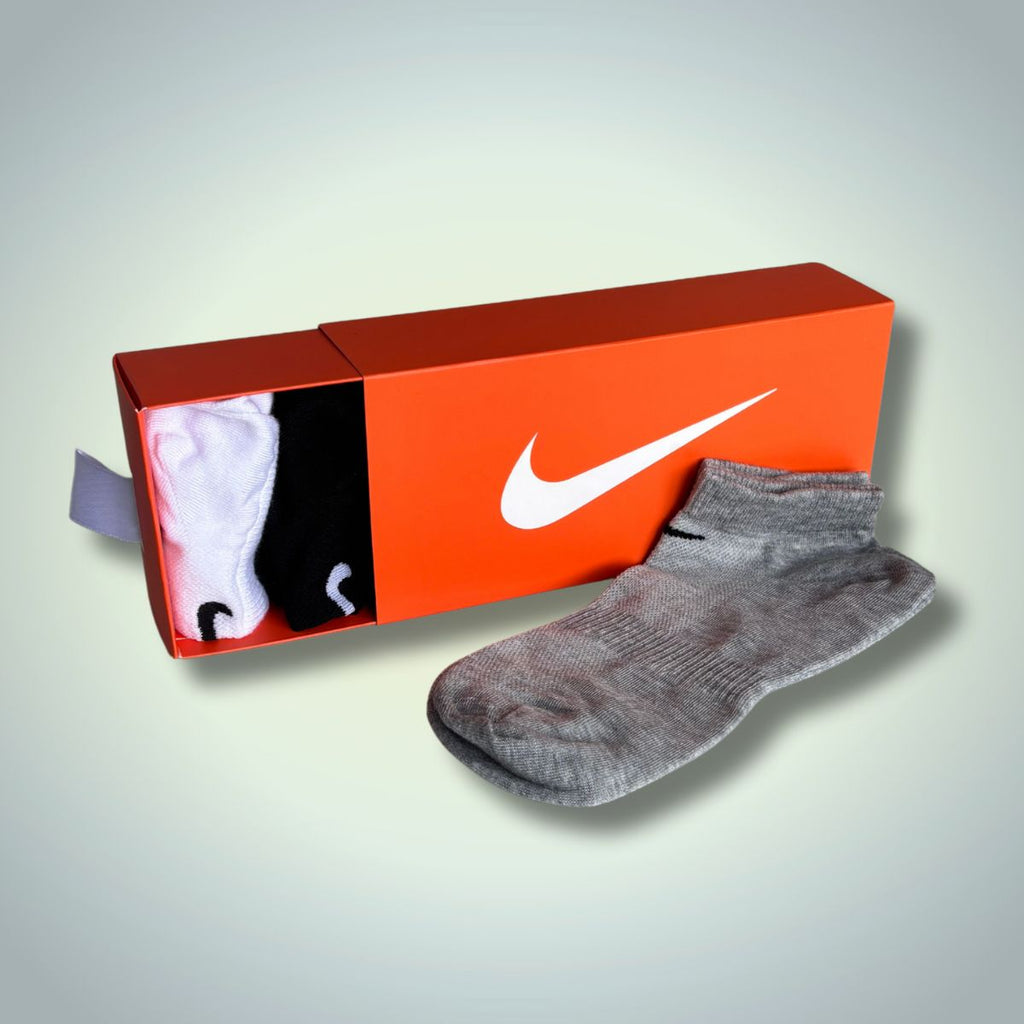 Nike комплект 6 чифта къси чорапи, 40-45. Черни, Сиви, Бели. Premium качество