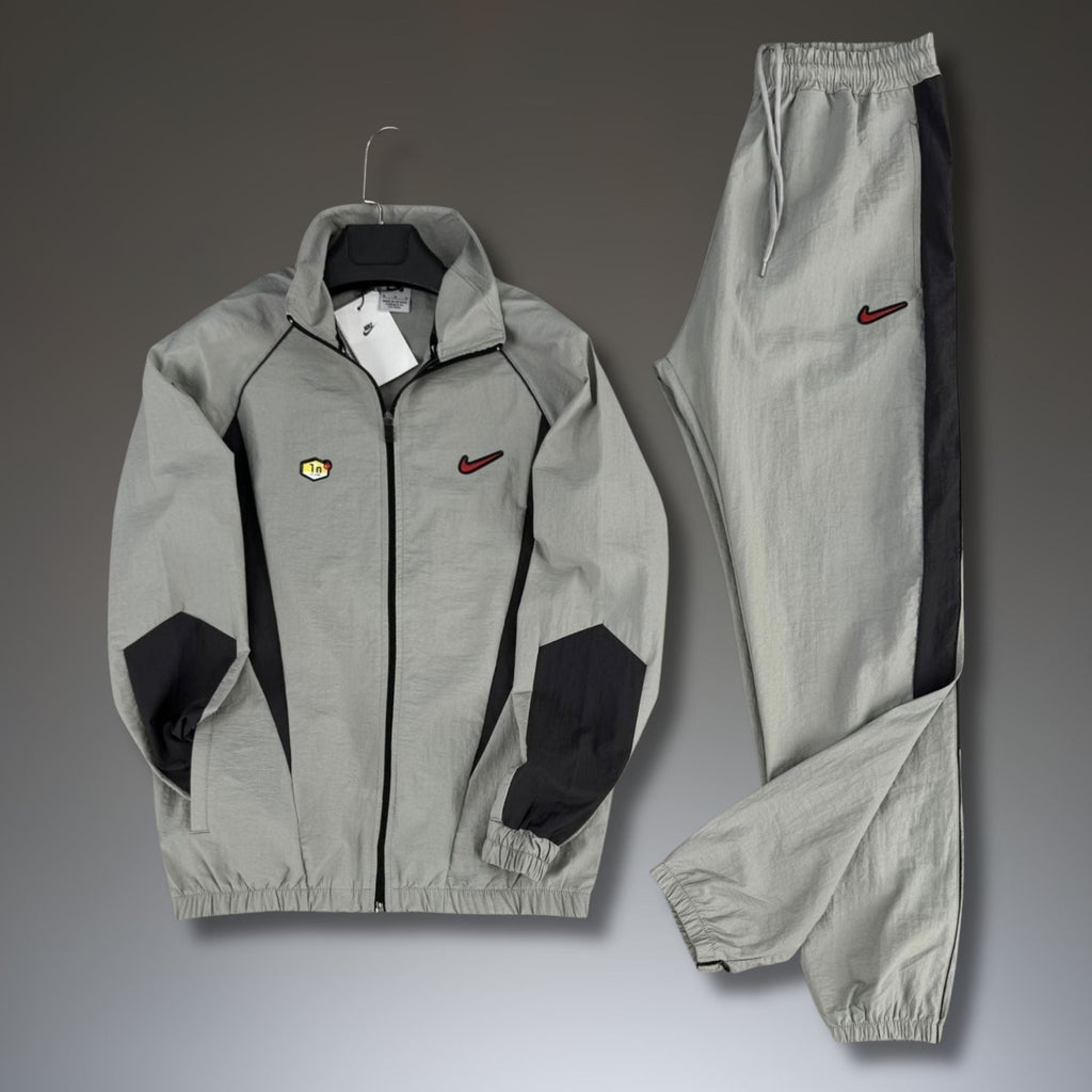 Nike TN мъжки шушляков спортен екип, сив. Premium
