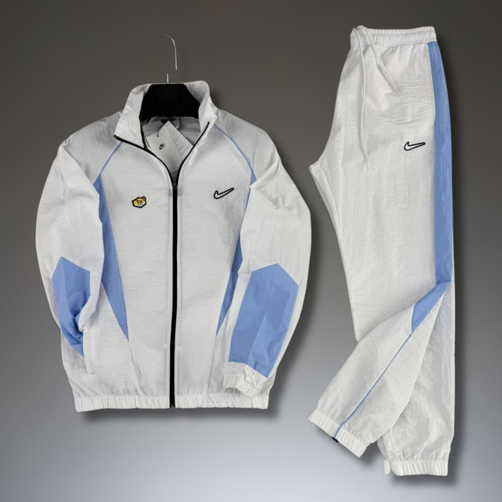 Nike TN мъжки шушляков спортен екип, бял-светлосин. Premium