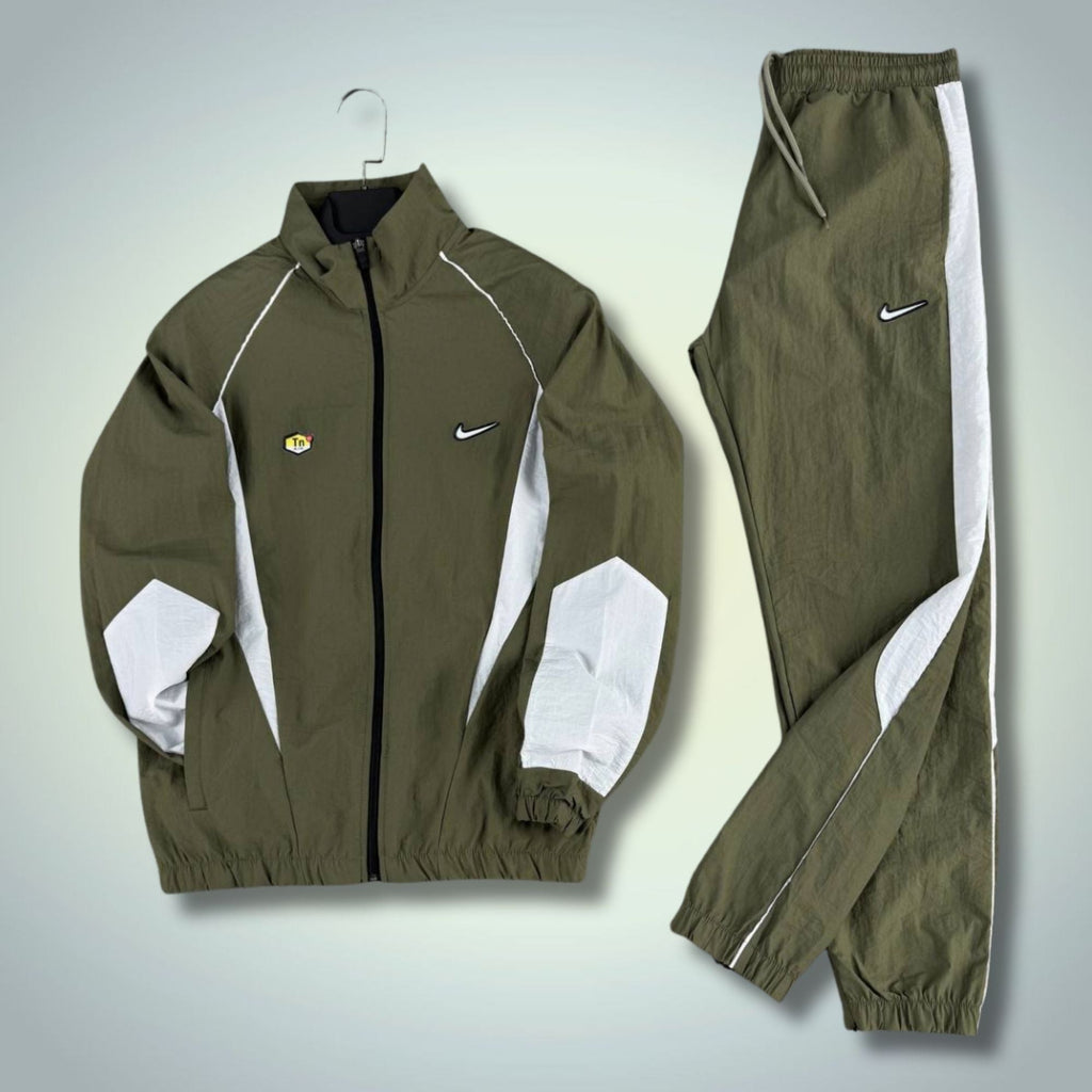 Nike TN мъжки шушляков спортен екип, маслинено зелен-бял. Premium