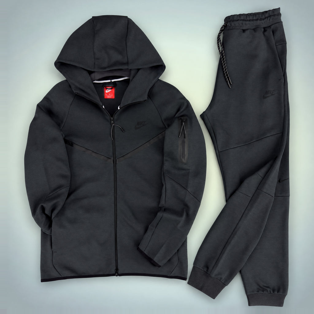 Nike Tech Fleece Men 2024. Graphite