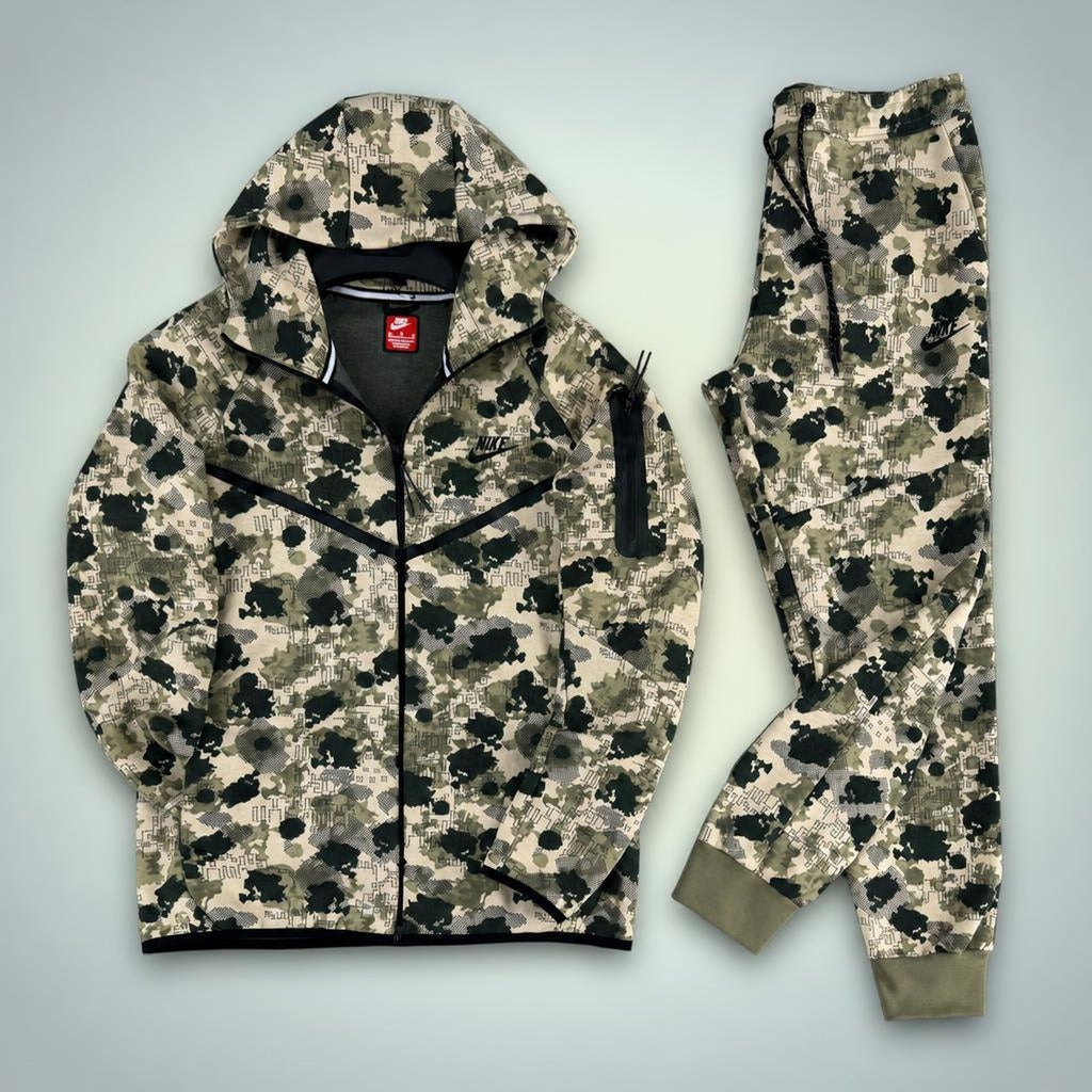 Nike Tech Fleece мъжки спортен екип, камуфлажен. Premium качество