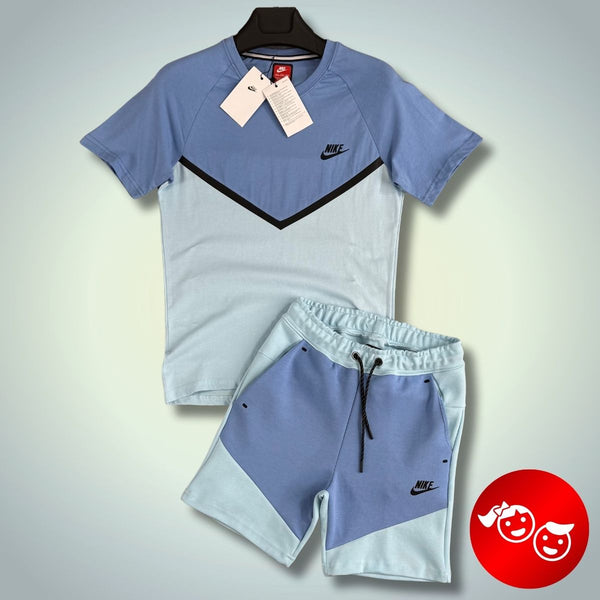Nike Tech Fleece детски спортен екип с къси панталонки, син - светлосин. Premium качество