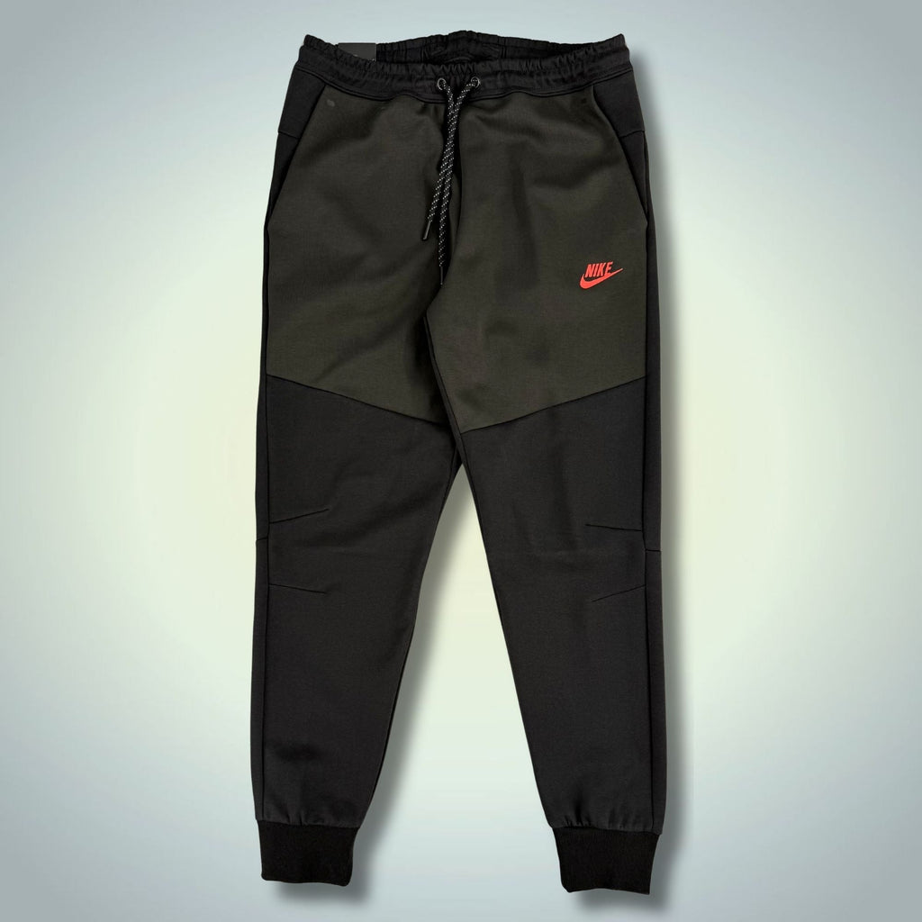 Nike Tech Fleece мъжко спортно черно-гарфитено долнище. Premium качество