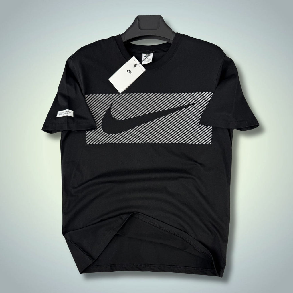 Мъжка черна тениска Nike Performance. Premium качество
