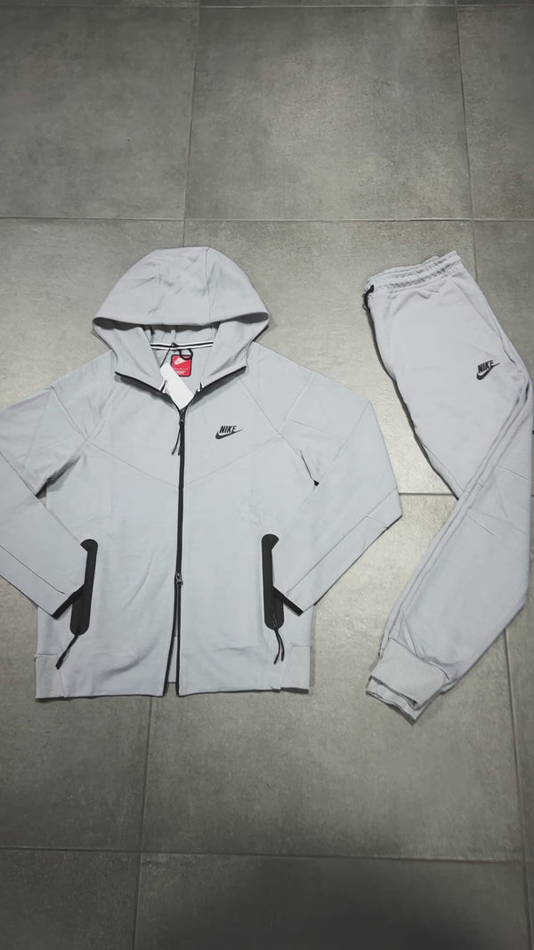 Nike Tech Fleece мъжки спортен екип, светлосив. Модел 2023. Premium качество