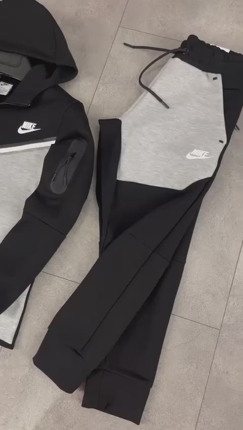 Nike Tech Fleece детски спортен екип, черно и сиво.  Premium качество